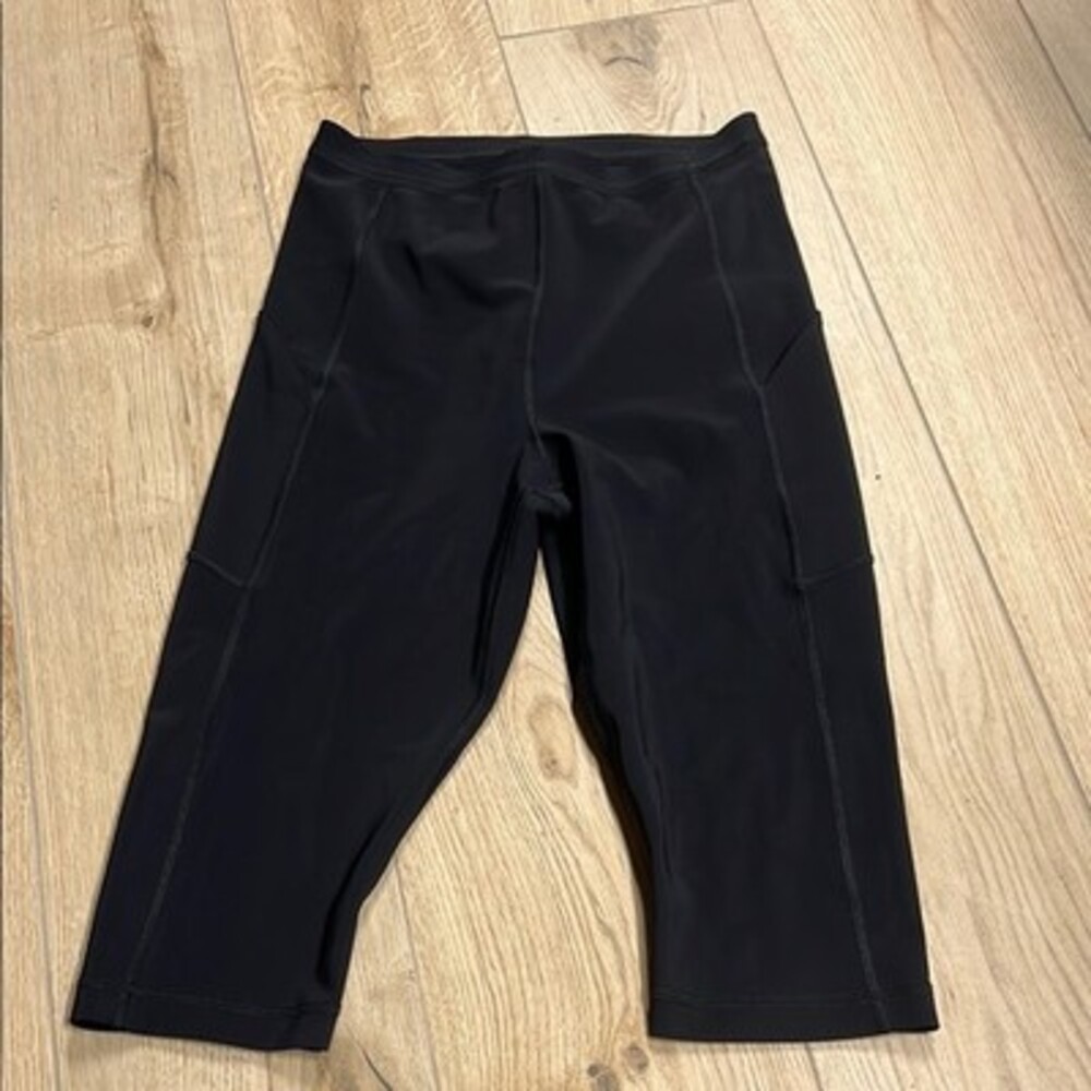 Lululemon Athletica Black Mid-Length leggings